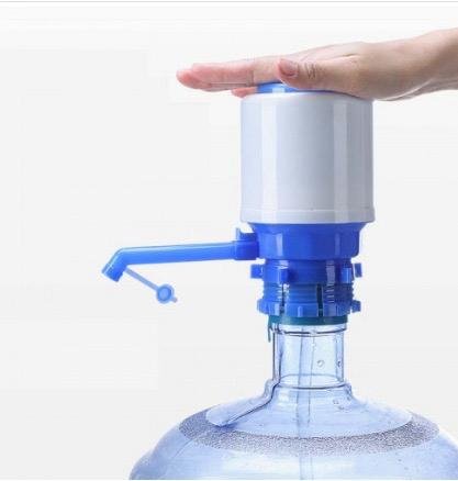 手壓式飲水器