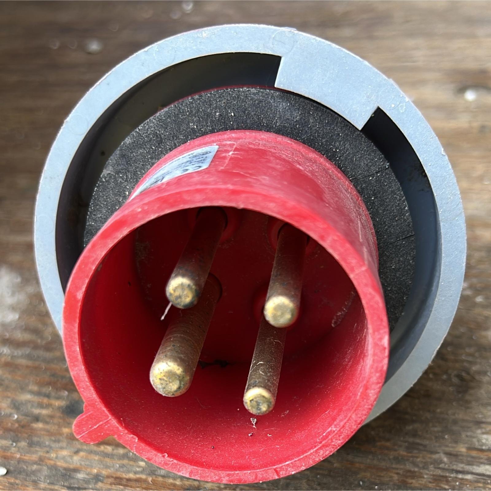 工業防水插頭插座PCE 380V 32A IP67 (4針) - 隆達五金