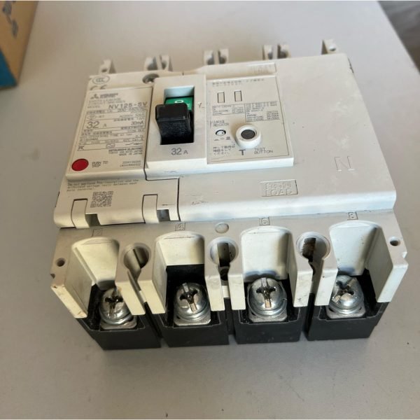 Mitsubishi 三菱 NV125SV 32A 4P ELCB水總(30KA)30mA